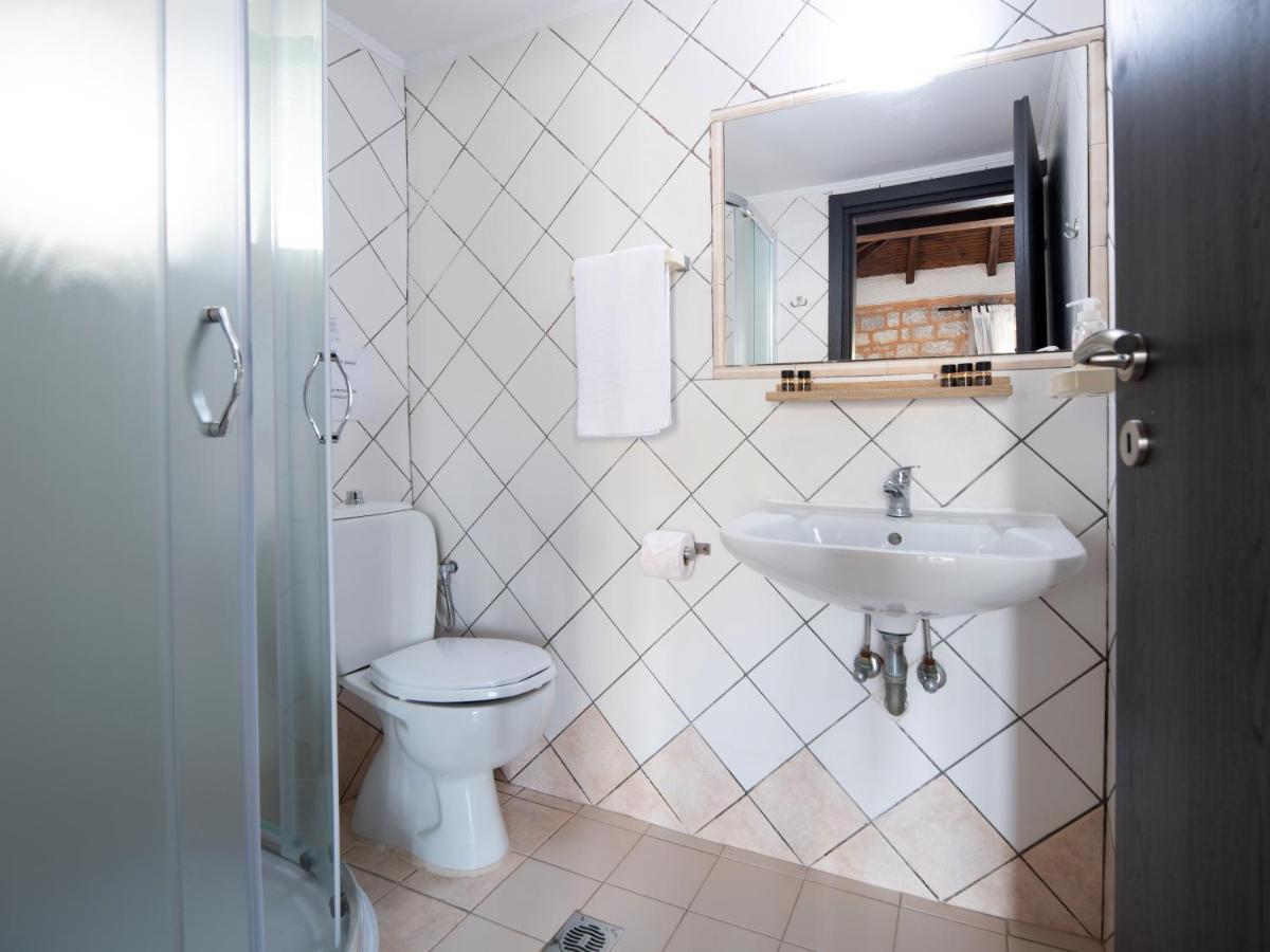 Hotel de apartamente Selana Néon Oítilon